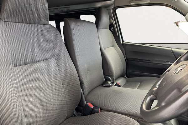 2019 Toyota Hiace Long DX