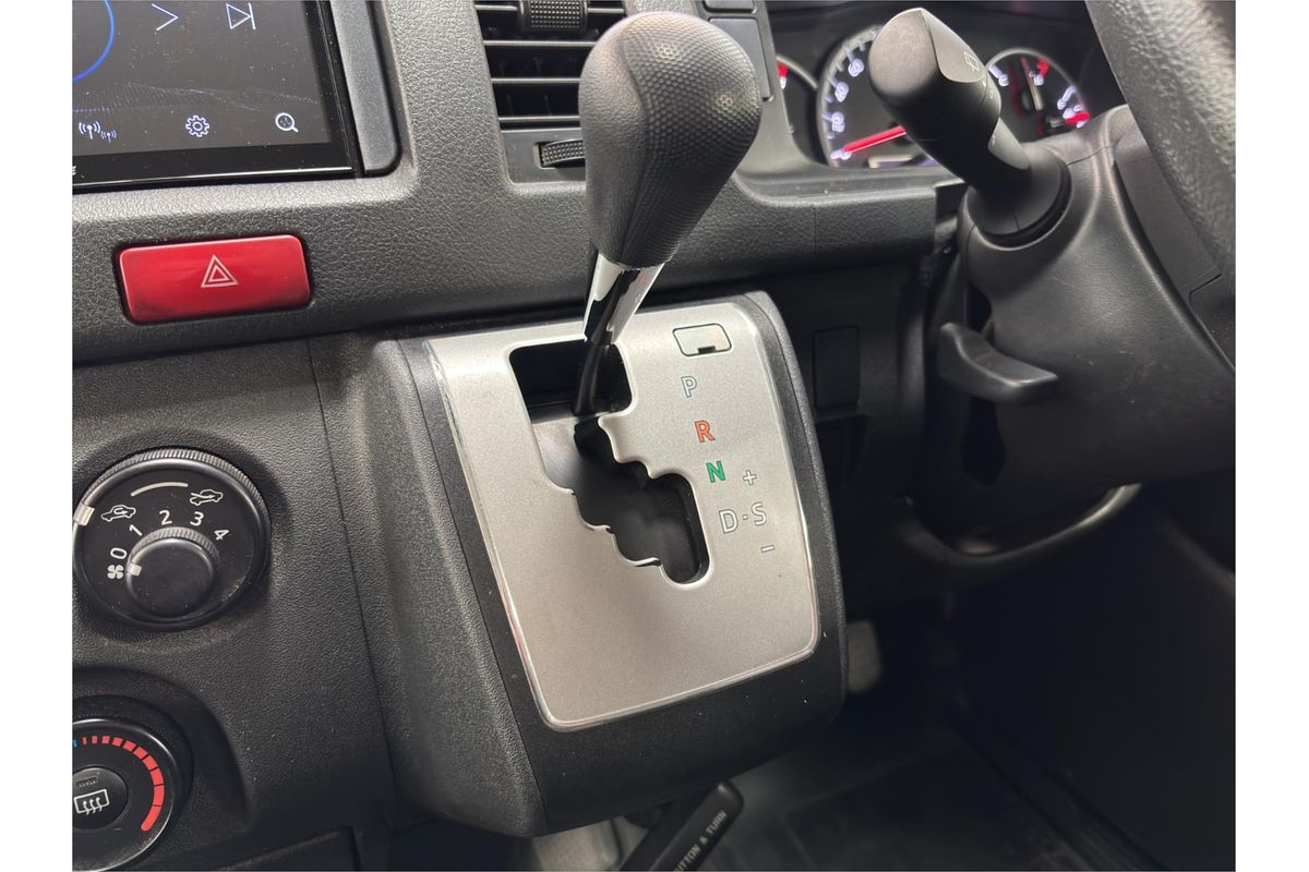 2019 Toyota Hiace Long DX