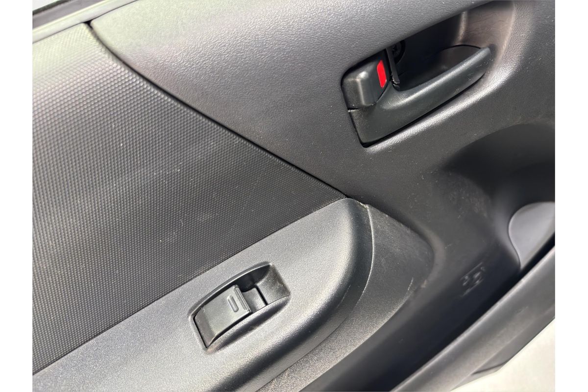 2019 Toyota Hiace Long DX