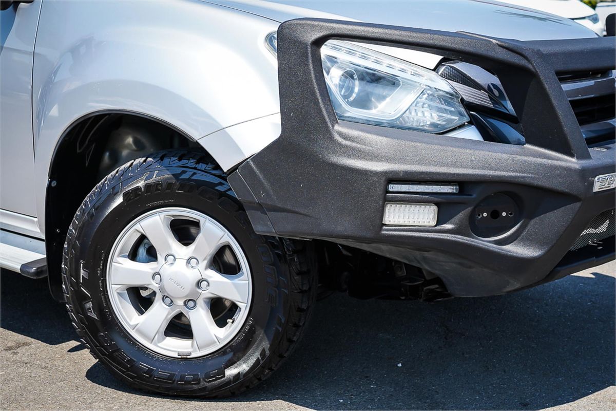 2019 Isuzu MU-X LS-M