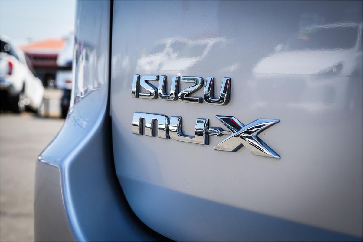2019 Isuzu MU-X LS-M