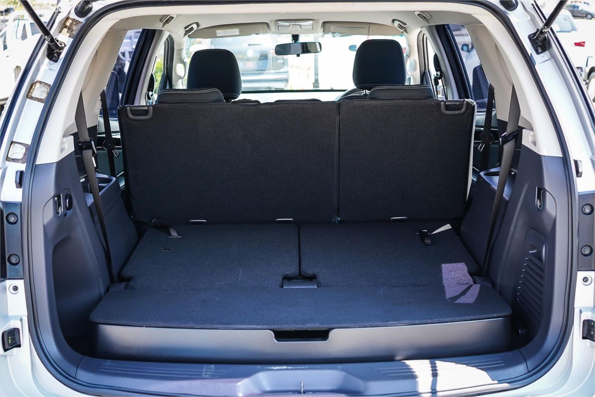 2019 Isuzu MU-X LS-M