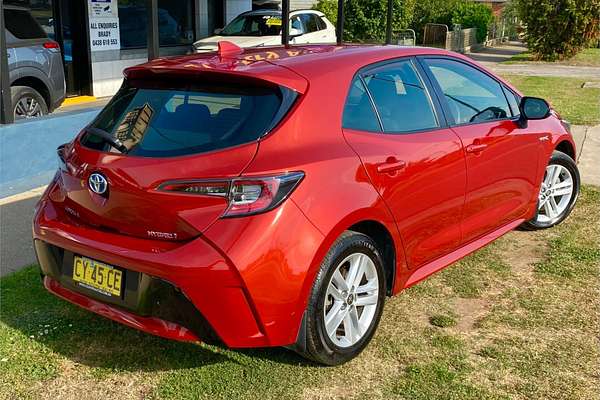 2020 Toyota Corolla Ascent Sport Hybrid ZWE211R