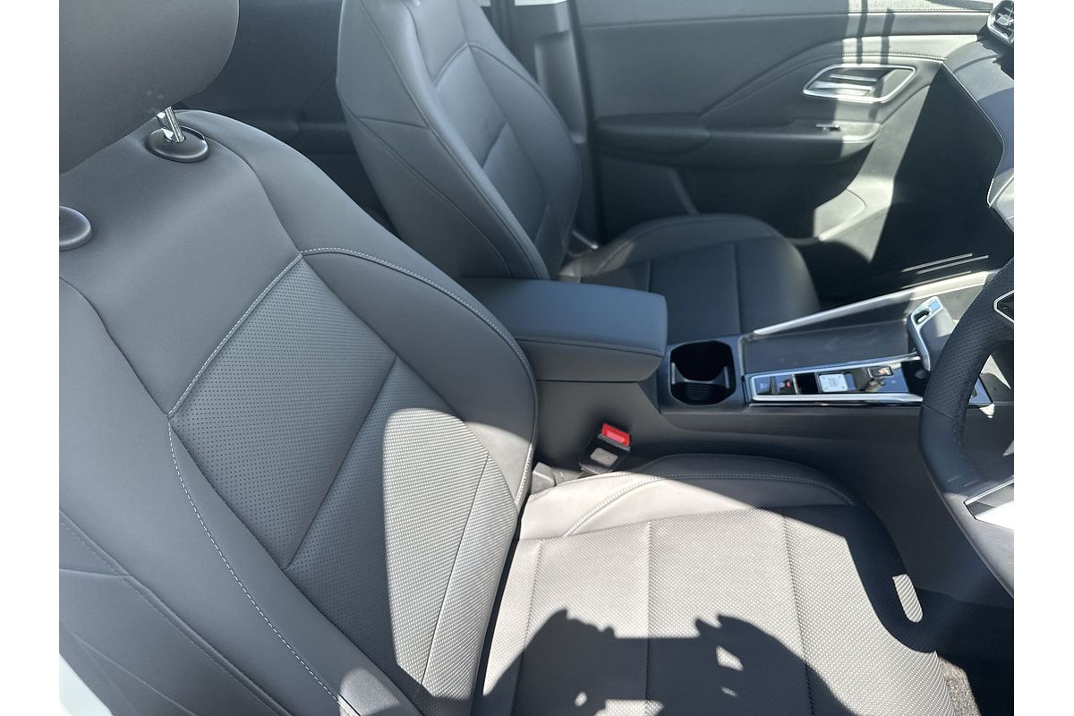 2025 MG ZS Essence Hybrid+ ZS32