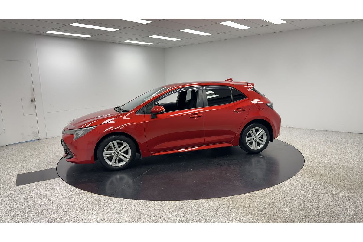 2019 Toyota Corolla SX MZEA12R