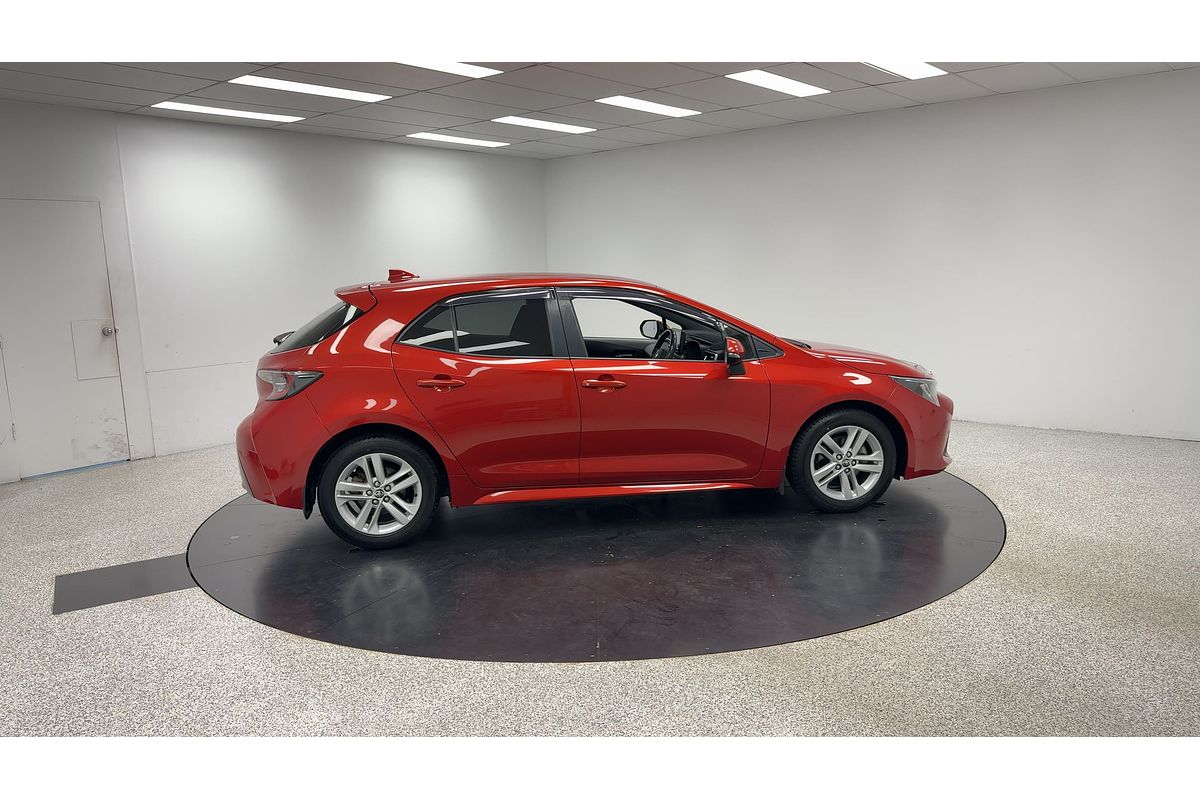 2019 Toyota Corolla SX MZEA12R