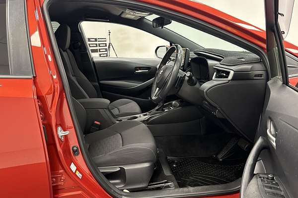 2019 Toyota Corolla SX MZEA12R