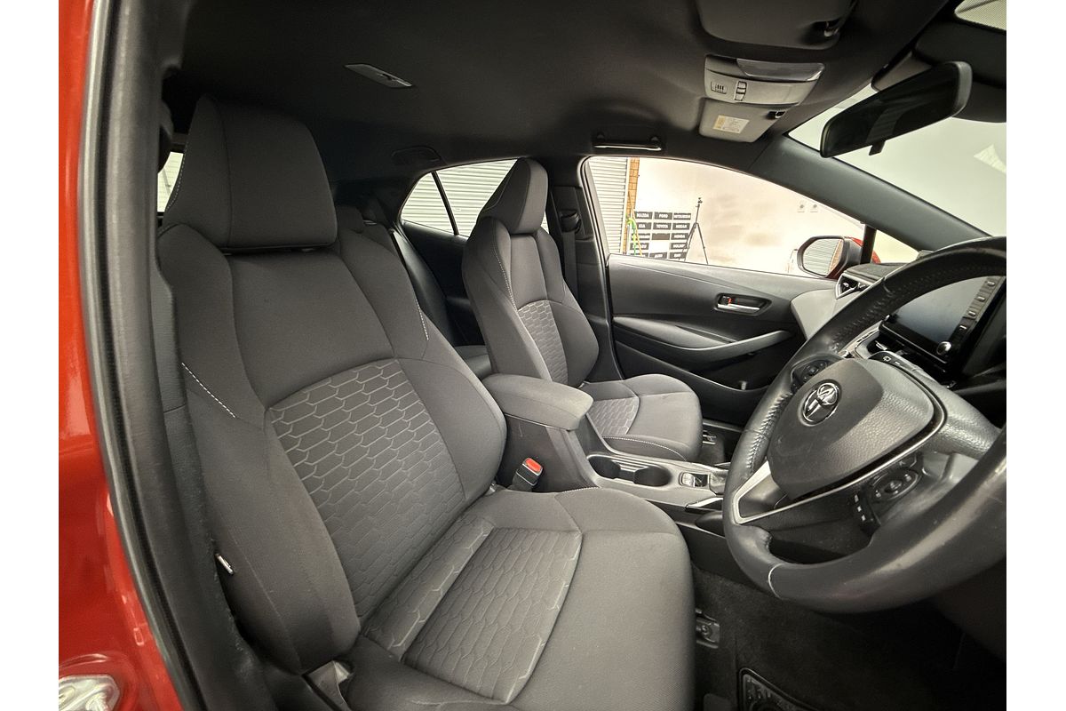 2019 Toyota Corolla SX MZEA12R