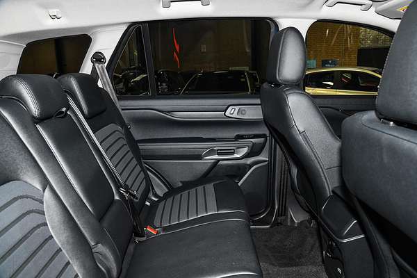 2025 Ford Everest Sport 2.0L