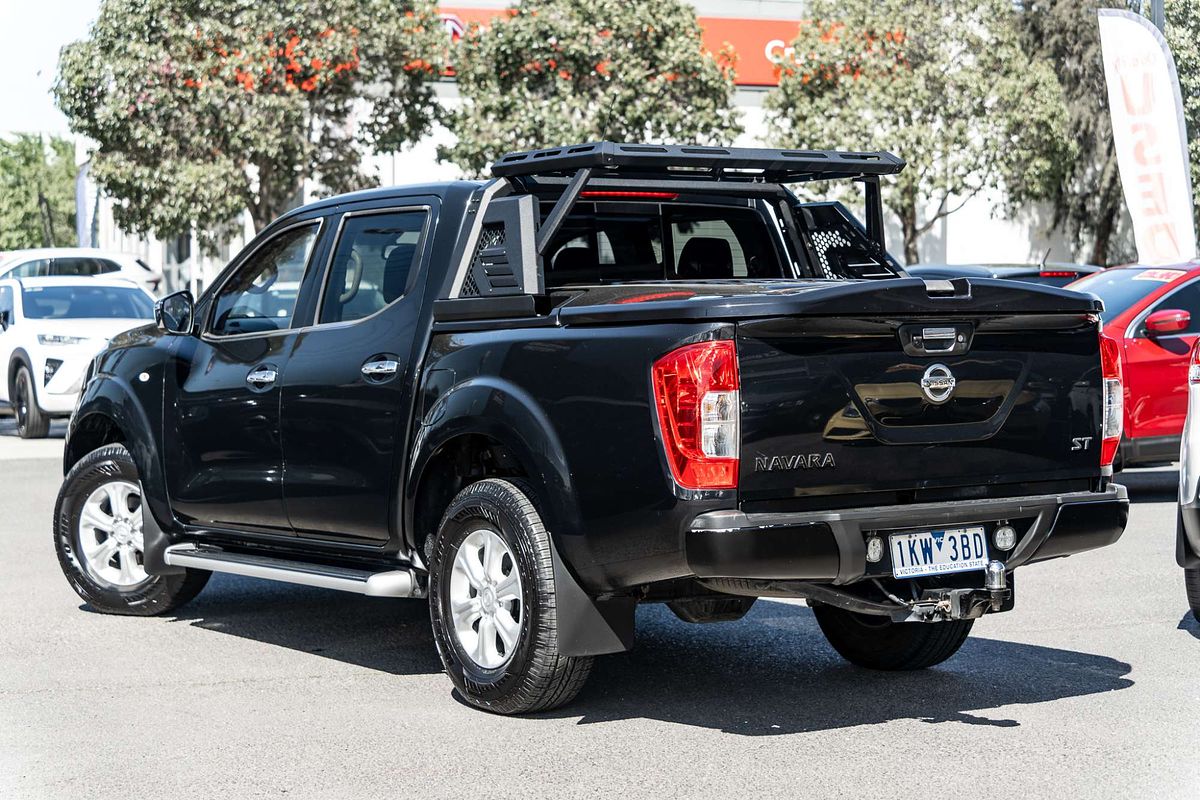 2017 Nissan Navara ST D23 Series 2 Rear Wheel Drive