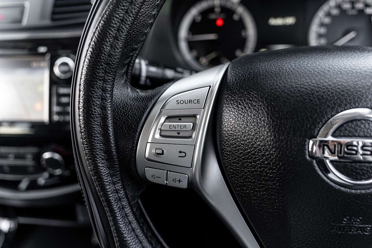 2017 Nissan Navara ST D23 Series 2 Rear Wheel Drive