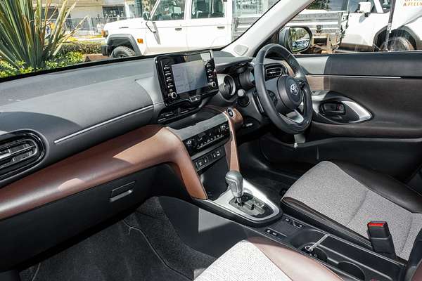 2021 Toyota Yaris Cross Urban MXPB10R