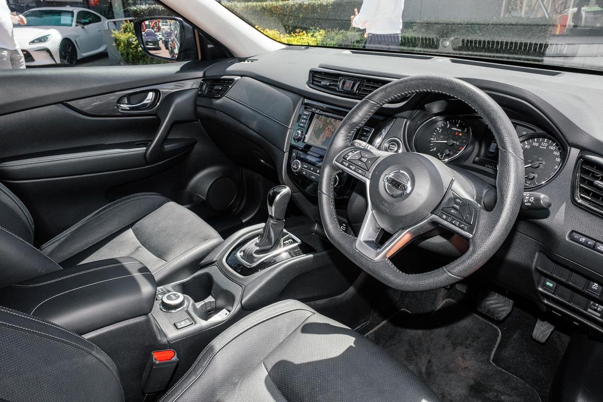 2020 Nissan X-TRAIL ST-L T32