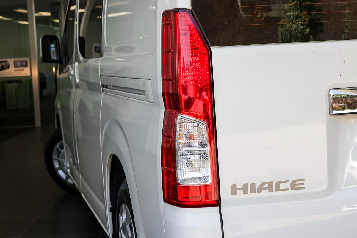 2021 Toyota Hiace GDH300R LWB