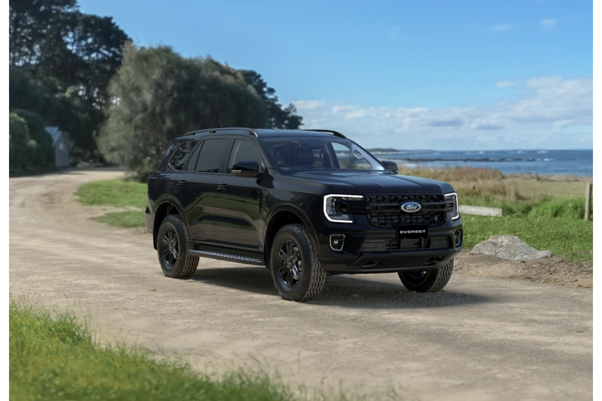 2025 Ford Everest Black Edition 2.0L