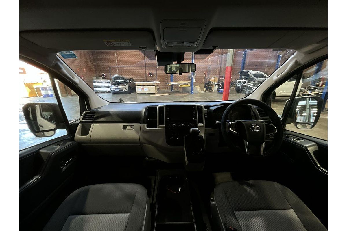 2020 Toyota Hiace Commuter GDH322R ELWB High Roof
