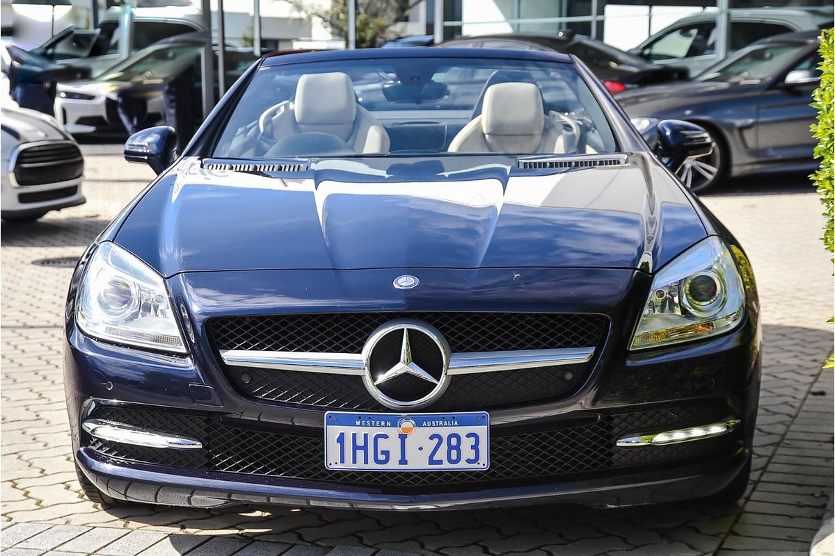 2011 Mercedes-Benz SLK-Class SLK200 BlueEFFICIENCY R172
