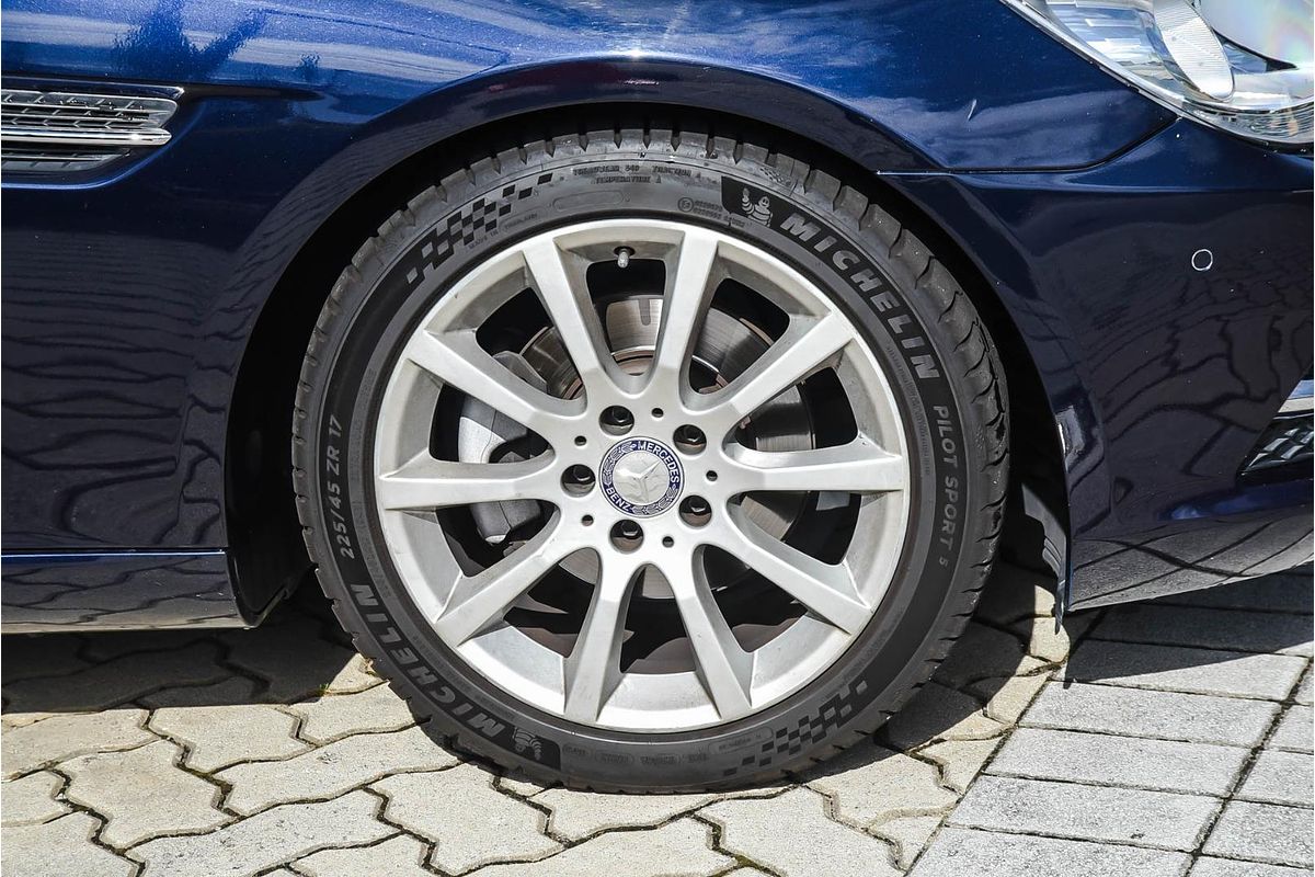 2011 Mercedes-Benz SLK-Class SLK200 BlueEFFICIENCY R172