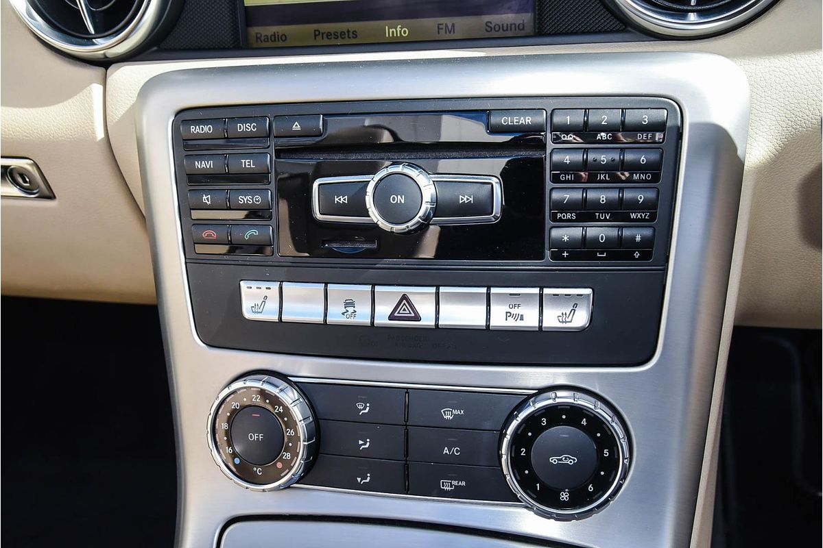 2011 Mercedes-Benz SLK-Class SLK200 BlueEFFICIENCY R172