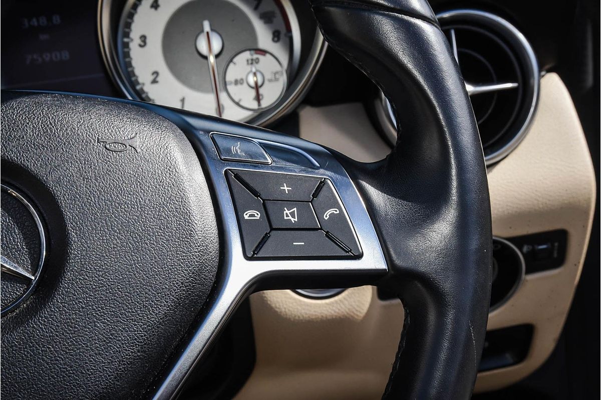 2011 Mercedes-Benz SLK-Class SLK200 BlueEFFICIENCY R172