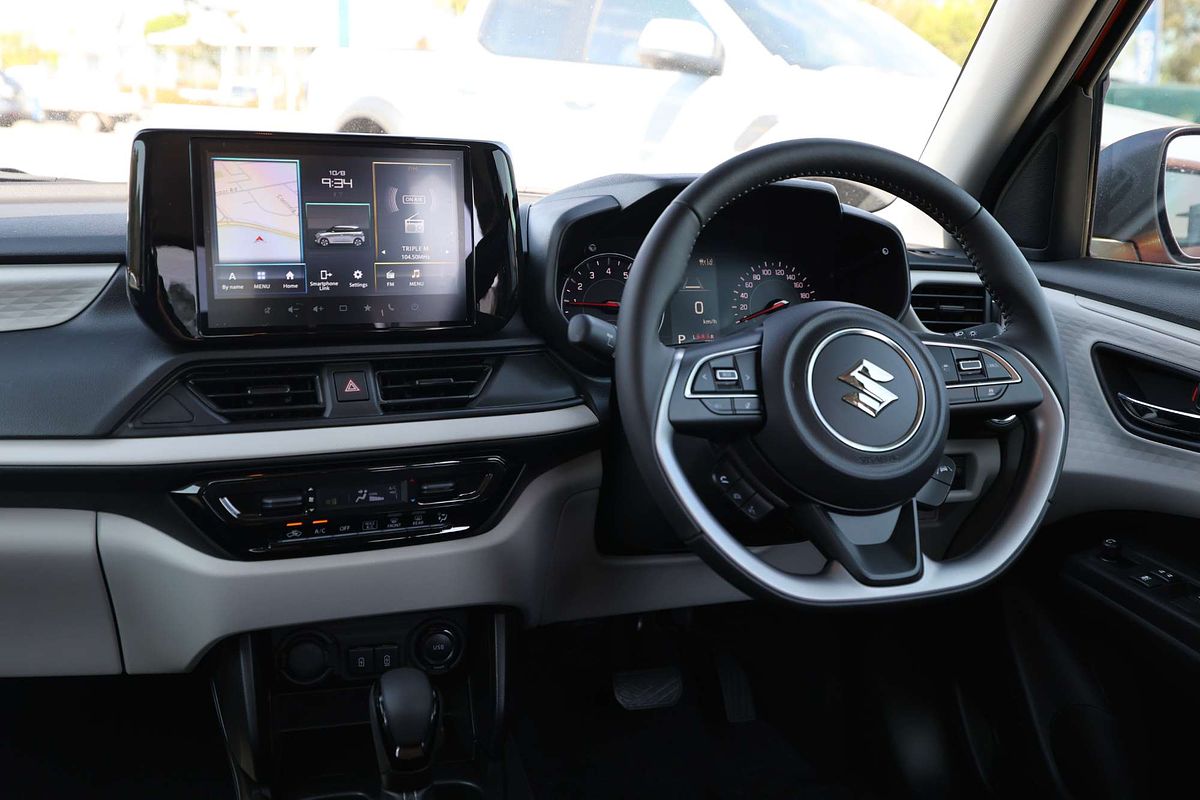 2024 Suzuki Swift Hybrid Plus UZ