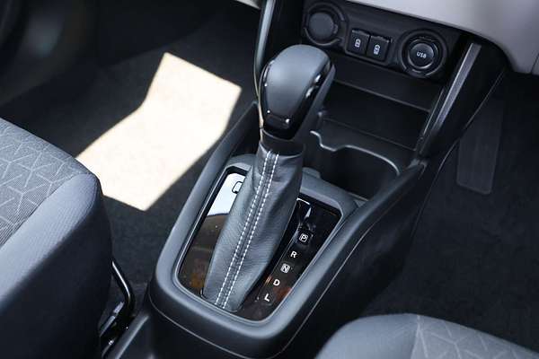 2024 Suzuki Swift Hybrid Plus UZ