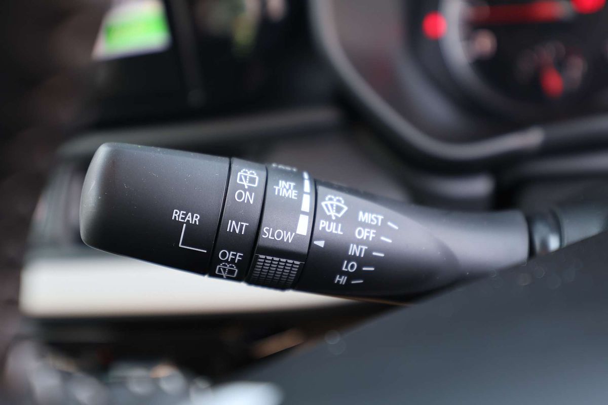 2024 Suzuki Swift Hybrid Plus UZ