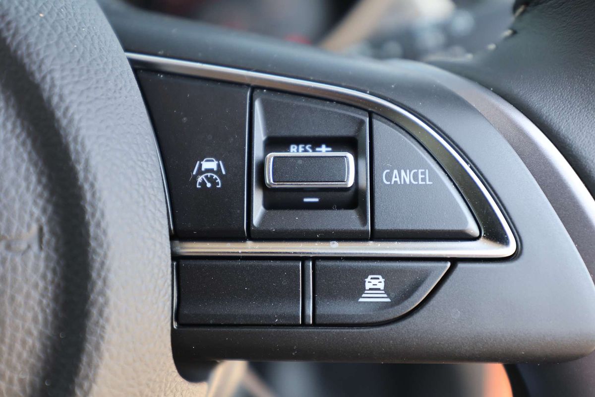 2024 Suzuki Swift Hybrid Plus UZ