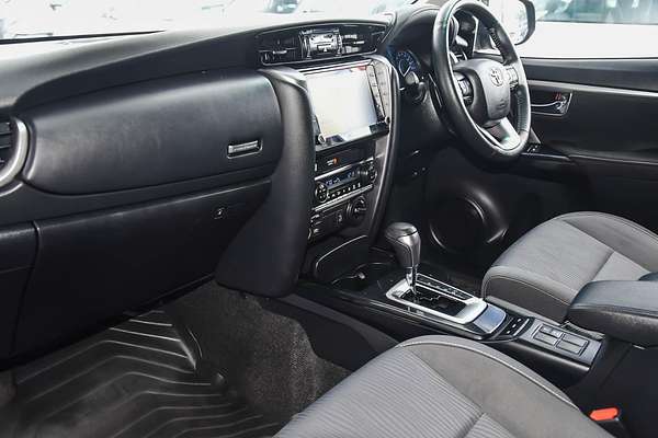 2023 Toyota FORTUNER GXL GUN156R