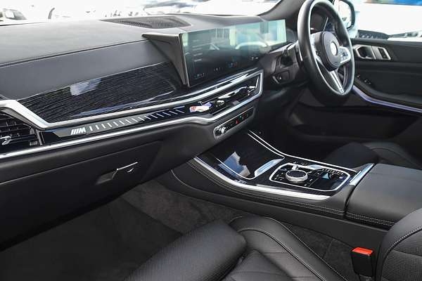2024 BMW X5 M60i MHEV G05 LCI