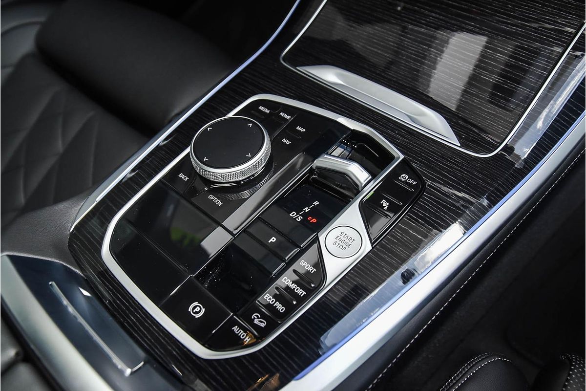 2024 BMW X5 M60i MHEV G05 LCI