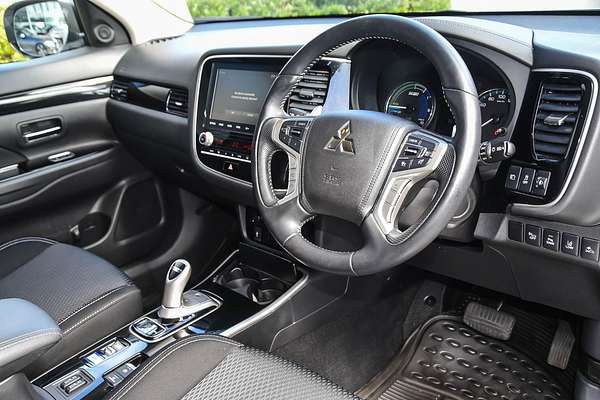 2019 Mitsubishi Outlander PHEV ES ADAS ZL