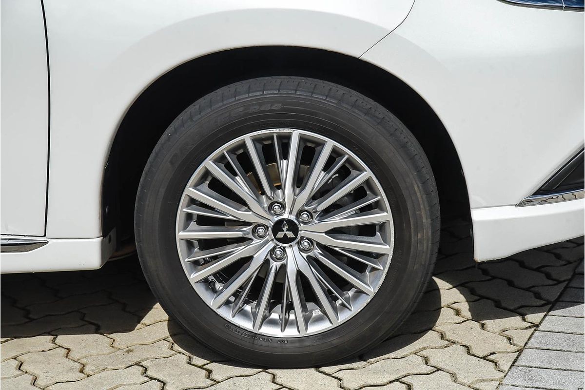 2019 Mitsubishi Outlander PHEV ES ADAS ZL