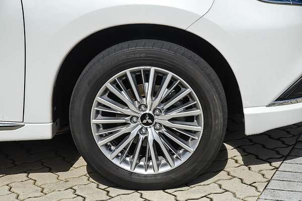 2019 Mitsubishi Outlander PHEV ES ADAS ZL