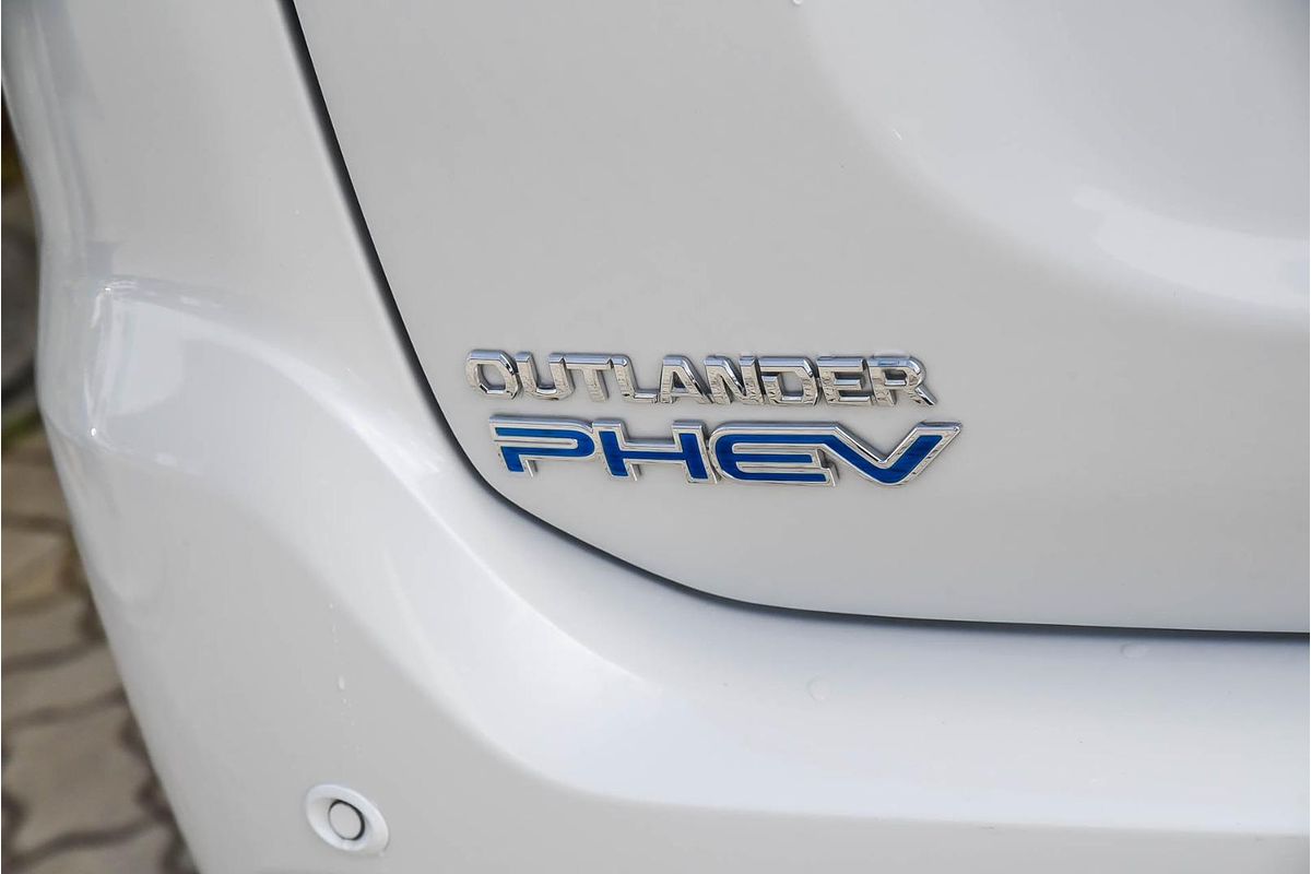 2019 Mitsubishi Outlander PHEV ES ADAS ZL