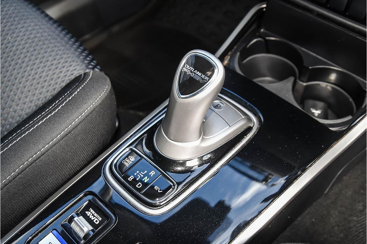 2019 Mitsubishi Outlander PHEV ES ADAS ZL