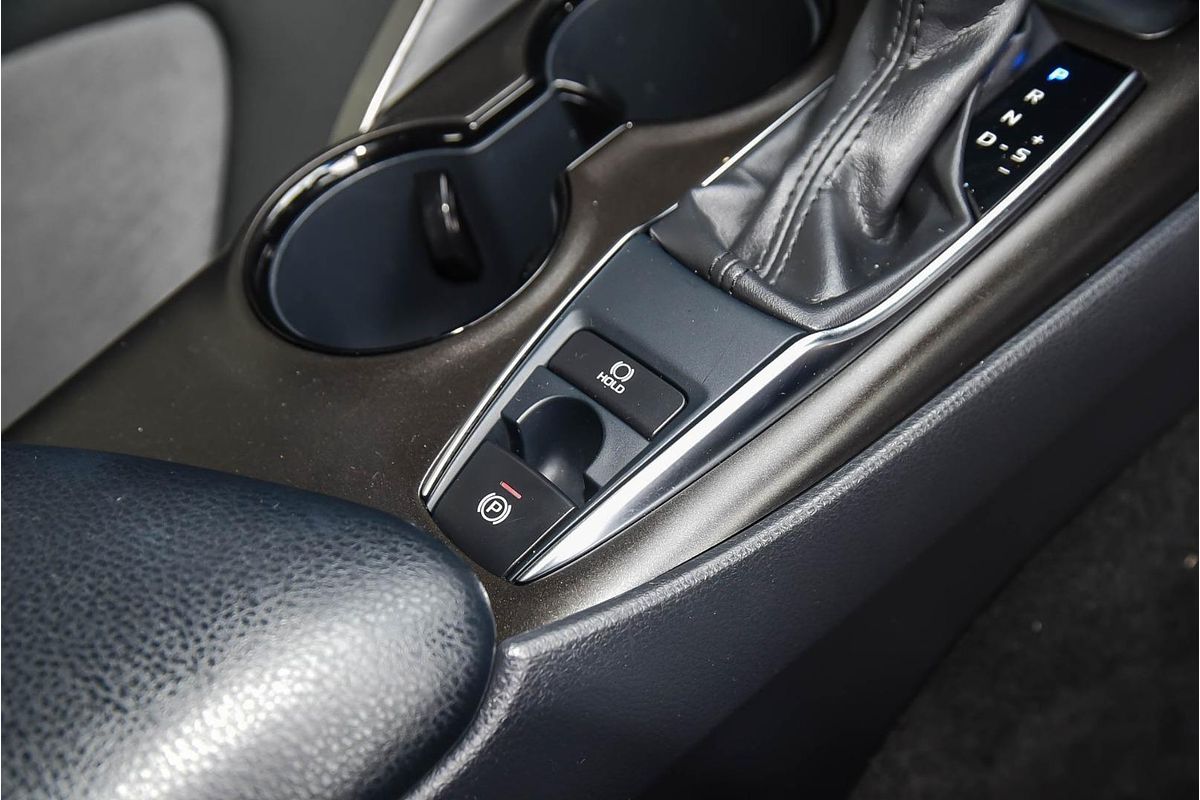 2022 Toyota CAMRY ASCENT AXVA70R