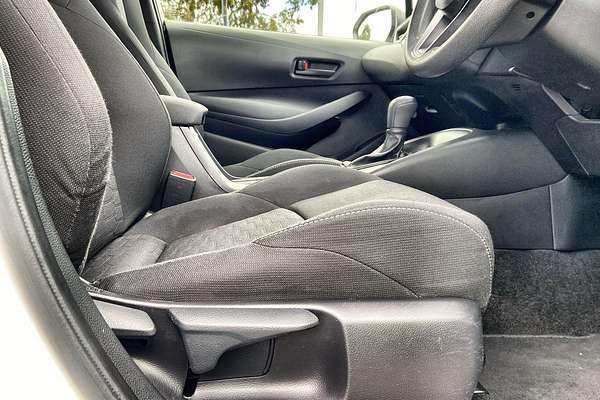 2022 Toyota Corolla Ascent Sport Hybrid ZWE211R