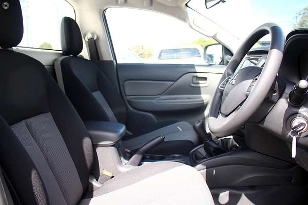 2016 Mitsubishi Triton GLX MQ Rear Wheel Drive