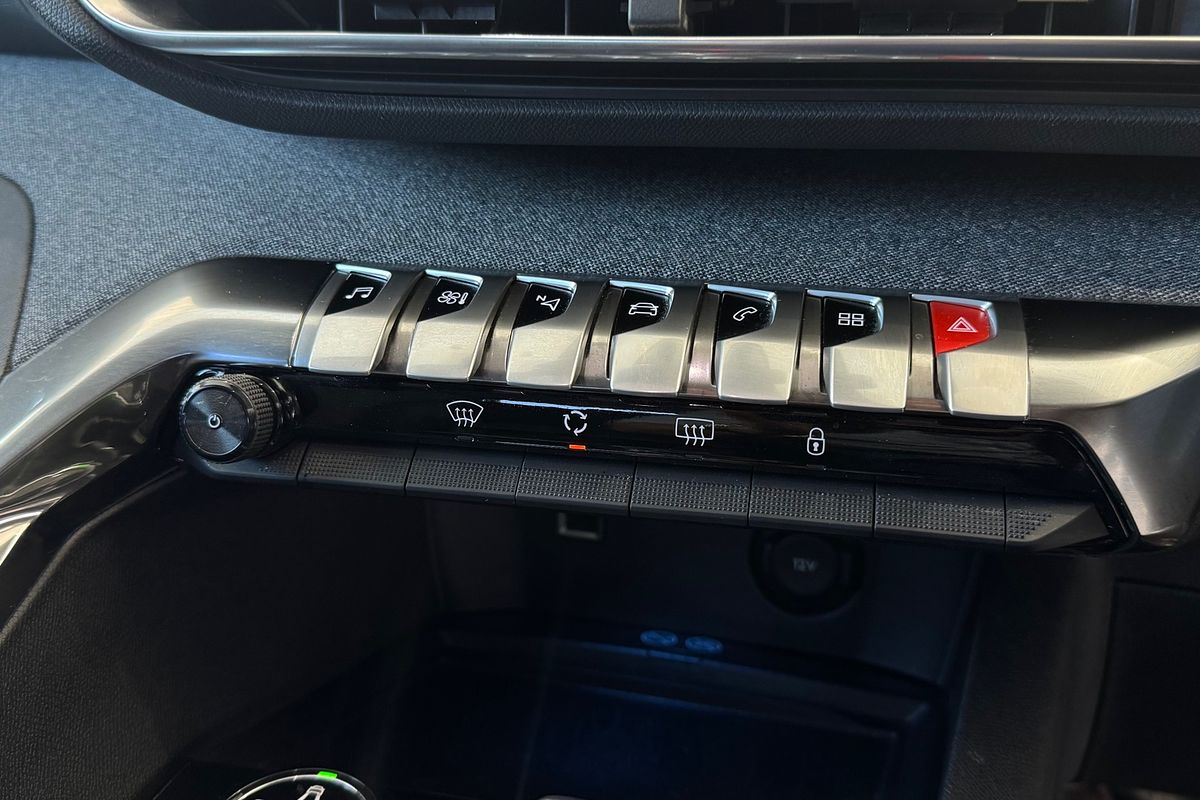 2018 Peugeot 3008 Allure P84