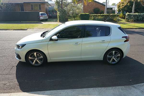 2018 Peugeot 308 Allure T9