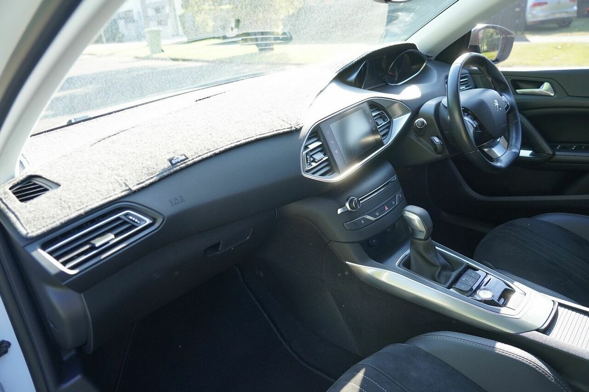 2018 Peugeot 308 Allure T9