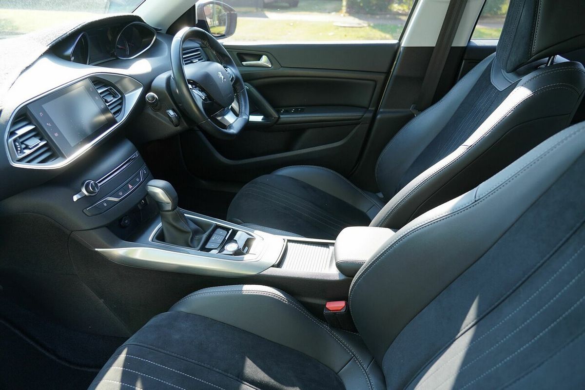 2018 Peugeot 308 Allure T9