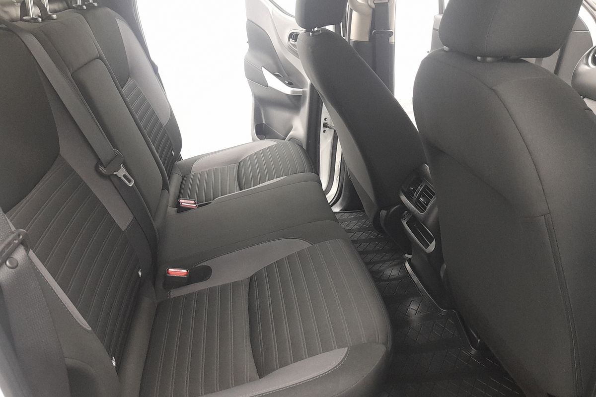 2021 Nissan Navara SL D23 4X4