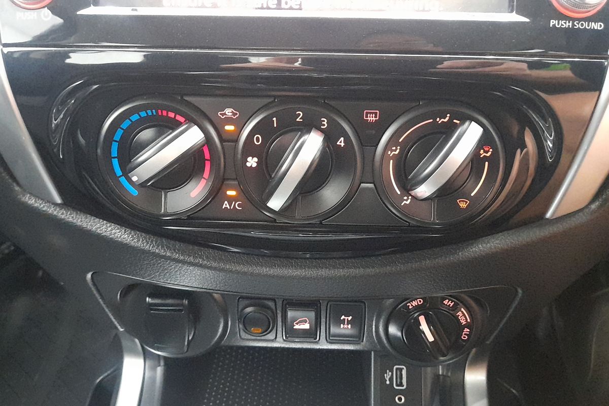 2021 Nissan Navara SL D23 4X4