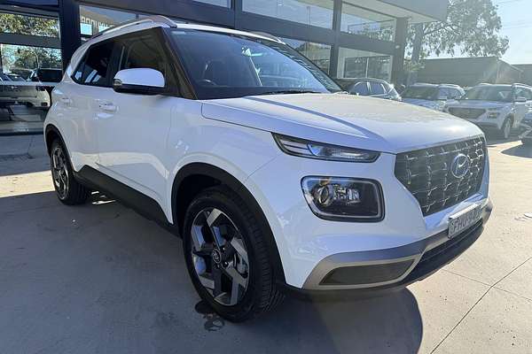 2024 Hyundai Venue Elite QX.V5