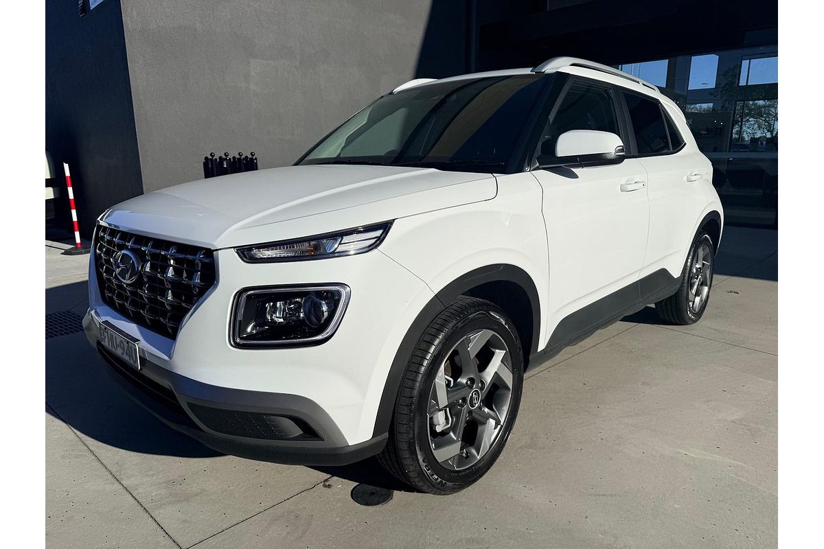 2024 Hyundai Venue Elite QX.V5