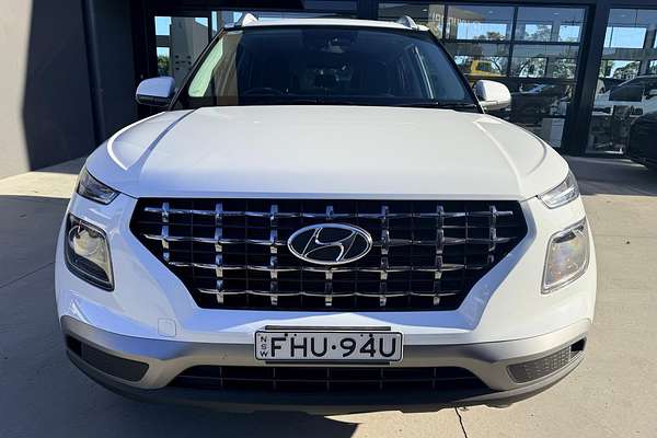 2024 Hyundai Venue Elite QX.V5