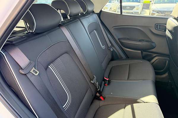 2024 Hyundai Venue Elite QX.V5