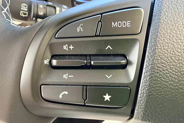 2024 Hyundai Venue Elite QX.V5